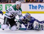 Dallas Stars rally in third to edge Vancouver Canucks