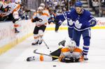 Maple Leafs lose centre Alexander Kerfoot after facial surgery