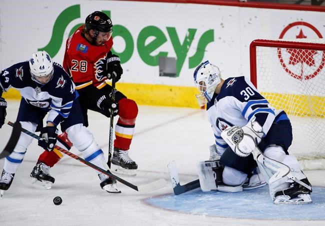 Ehlers scores twice in Jets preseason victory over Calgary