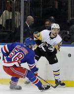 Murray stays unbeaten in NYC as Penguins top Rangers 5-2