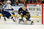 Killorn, Johnson lead Lightning in 6-4 win over Sabres