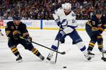 Killorn, Johnson lead Lightning in 6-4 win over Sabres