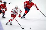 Ovechkin, Samsonov lead Capitals over Hurricanes 2-0